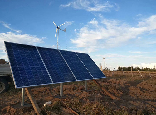 簡(jiǎn)述分布式光伏發(fā)電與小型風(fēng)力發(fā)電機(jī)的區(qū)別與關(guān)聯(lián)性